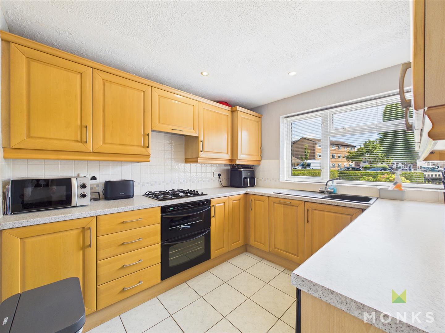 25 Langland Road, Oswestry, SY11 2DN SSTC